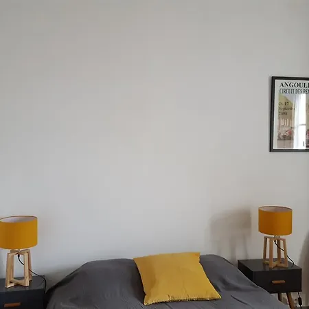 Bed & Breakfast La Tour De Lavalette Angoulême