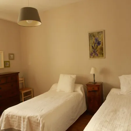 Bed & Breakfast La Tour De Lavalette 3*