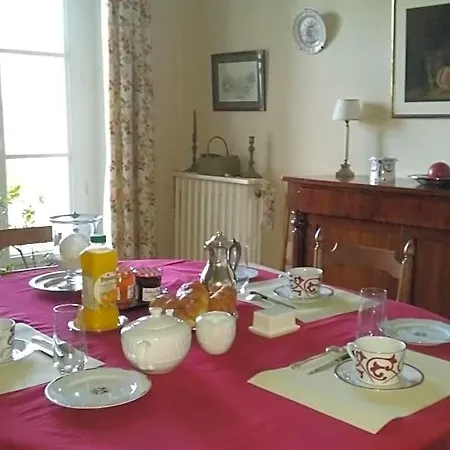 La Tour De Lavalette Bed & Breakfast