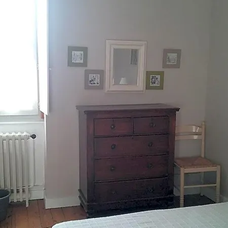 Bed & Breakfast La Tour De Lavalette 3*